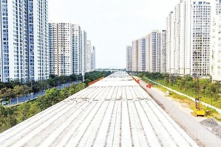 Dự án Vành đai 3 Thành phố Hồ Chí Minh là khớp nối quan trọng kết nối khu vực trung tâm với các vệ tinh công nghiệp chung quanh. (Ảnh: Báo Nhân Dân)