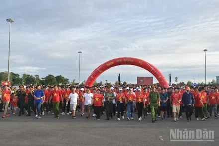 Những bước chân đầu tiên tại tỉnh Đồng Tháp khi tham gia Chương trình Cùng Việt Nam tiến bước.