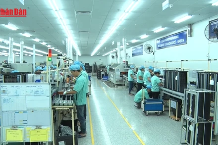 [Video] Đồng bộ chính sách để tăng lương tối thiểu phát huy hiệu quả bền vững