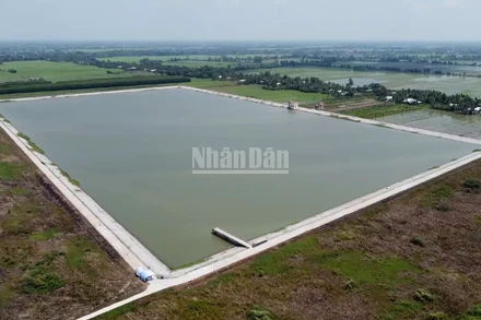 Hồ chứa nước ngọt tại xã Vĩnh Tường, huyện Vị Thủy, tỉnh Hậu Giang.