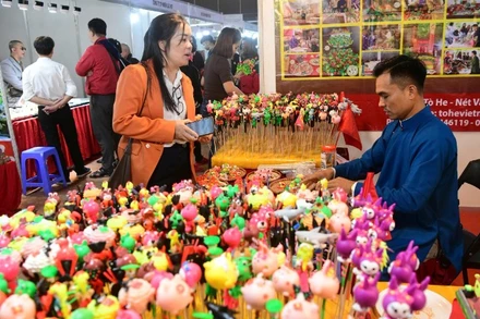 Một gian hàng tò he tại Triển lãm.