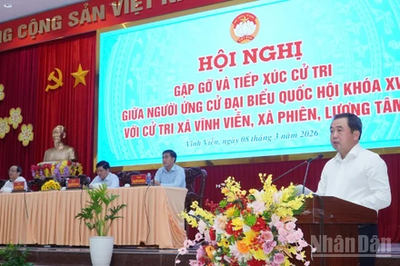 Ủy viên Bộ Chính trị, Bộ trưởng Nông nghiệp và Môi trường Trần Đức Thắng thông qua chương trình hành động.