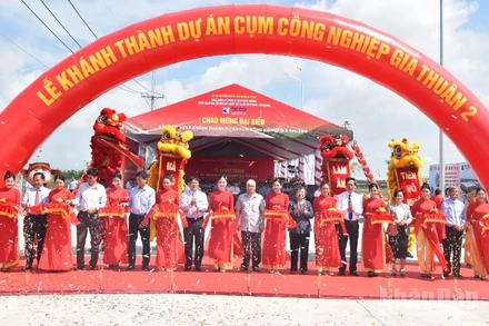Đồng Tháp khánh thành Cụm công nghiệp Gia Thuận 2