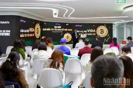 Sự kiện thu hút sự tham dự của hơn 100 khách mời, mở ra không gian đối thoại về tri thức, trách nhiệm và tương lai của thị trường tài sản số. (Ảnh: PV)