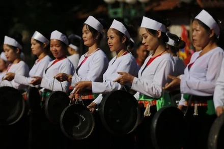 Ngày hội Văn hóa dân tộc Mường lần thứ II diễn ra từ ngày 21 đến 23/11 với nhiều hoạt động đặc sắc. 