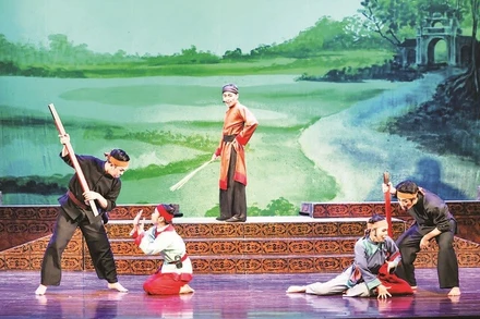 Các vở chèo cổ của Nhà hát Chèo Hà Nội thu hút nhiều tầng lớp khán giả.