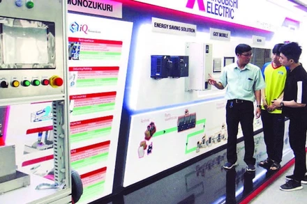 Đào tạo nguồn nhân lực chất lượng cao tại Khu công nghệ cao Thành phố Hồ Chí Minh.