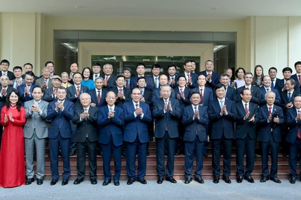 Tổng Bí thư Tô Lâm và các đồng chí chí lãnh đạo, nguyên lãnh đạo Đảng, Nhà nước và các đại biểu dự lễ kỷ niệm 95 năm Ngày truyền thống Văn phòng Trung ương Đảng.