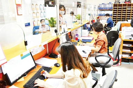 Hoạt động tiếp nhận, xử lý đơn đăng ký sở hữu trí tuệ tại Cục Sở hữu trí tuệ. (Ảnh THỦY NGUYÊN)