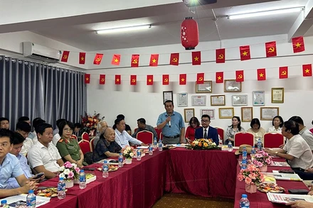 Quang cảnh lễ khởi động đề án “Liên đoàn hợp tác xã điện tử ( Liên minh kinh tế số) và đề án "Phong trào phát triển văn hóa đọc".