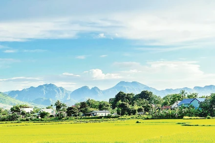 Quang cảnh làng Gầm.