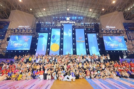 Festival “Mẹ bầu và Em bé 2025” với nhiều hoạt động phong phú và sự tham gia hào hứng của các gia đình.