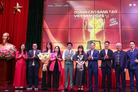 Hằng năm, Cục Văn hóa cơ sở, Gia đình và Thư viện phối hợp các đơn vị tổ chức Giải thưởng Quảng cáo sáng tạo Việt Nam.