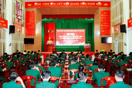 Quang cảnh hội nghị.