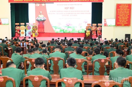 Quang cảnh buổi họp mặt.