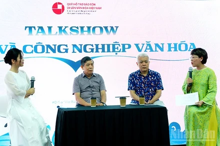 Các đại biểu tham gia Tọa đàm “Game Di sản và Công nghiệp văn hóa”.