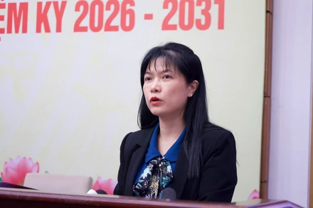 Đồng chí Tạ Thị Yên, Phó Chủ nhiệm Ủy ban Công tác đại biểu, Phó Chánh Văn phòng Thường trực Hội đồng Bầu cử Quốc gia, thông tin về tình hình cử tri tham gia bỏ phiếu bầu cử trong những giờ đầu sáng 15/3.