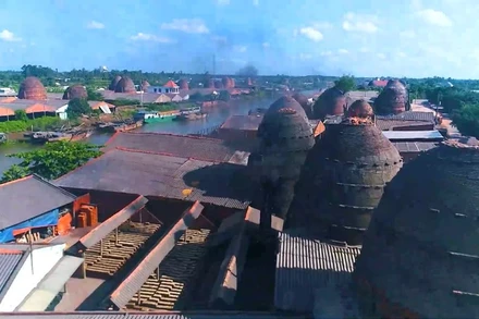 Vẻ đẹp những làng gốm bên sông ở Vĩnh Long.