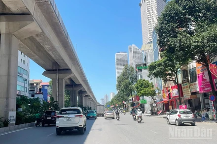 Dự báo khu vực Hà Nội ngày nắng, có nơi nắng nóng, chiều tối và đêm có mưa rào và dông vài nơi. (Ảnh minh họa: Đ.T)