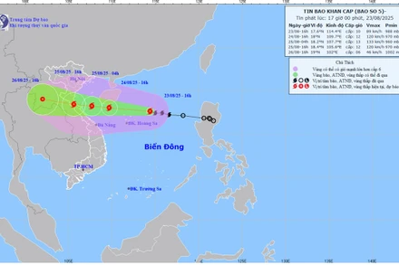 Bản đồ dự báo quỹ đạo và cường độ bão số 5 lúc 17 giờ ngày 23/8.
