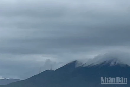 Dự báo khu vực vùng núi Bắc Bộ có mưa rào và dông. (Ảnh minh họa: Đ.T)