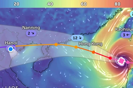Vị trí bão Ragasa lúc 23 giờ 15 phút ngày 22/9. (Ảnh: Zoom Earth)