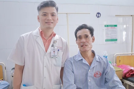 Bệnh nhân B.V.N bình phục sau hai tuần mổ và điều trị tích cực.