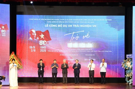 Lễ Công bố dự án trải nghiệm VR "Trở về thời khắc thiêng liêng".