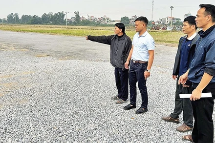 Khu vực đất nông nghiệp được nông dân xã Đại Đồng, tỉnh Hưng Yên bàn giao để khởi công dự án tuyến đường sắt cao tốc Lào Cai- Hà Nội-Hải Phòng.