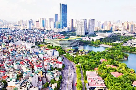 Hà Nội ngày càng phát triển văn minh, hiện đại. (Ảnh PHẠM HÙNG)