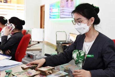 Biểu lãi suất tiền gửi tiết kiệm tại quầy hay niêm yết trên website của các ngân hàng trong nửa đầu tháng 6/2025 cho thấy xu hướng ổn định. (Nguồn VPBank)