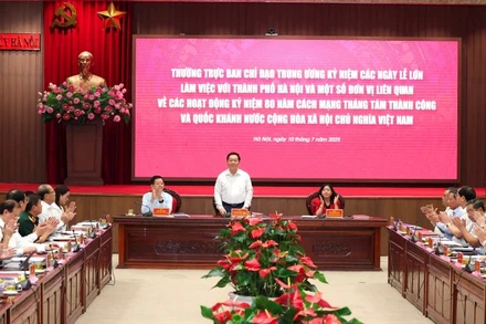 Quang cảnh hội nghị sáng 10/7.