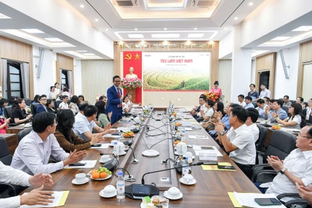 Dự án Yêu lắm Việt Nam nhằm quảng bá những danh thắng của đất nước đến bạn bè quốc tế. Ảnh: Báo Nhân Dân.