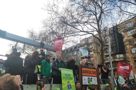 Biểu tình phản đối hiệp định với Mercosur trên đường phố Brussels (Nguồn: X)