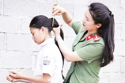 Hành trình yêu thương, gieo niềm tin, nghị lực và khát vọng sống đẹp cho các con đỡ đầu.