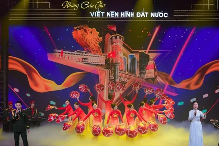 Nghị định quy định chế độ, chính sách đối với viên chức, người lao động chuyên môn trong các đơn vị sự nghiệp công lập lĩnh vực nghệ thuật biểu diễn sẽ tạo cơ chế nâng chất lượng biểu diễn nghệ thuật. Ảnh Việt Hải.