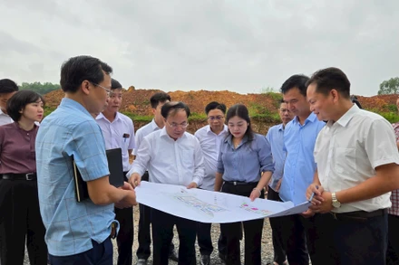 Đoàn công tác của Bộ Xây dựng kiểm tra, đôn đốc hoạt động xây dựng NƠXH tại Thái Nguyên.