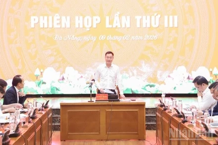 Toàn cảnh phiên họp.