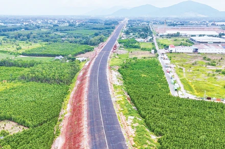 Tuyến cao tốc Biên Hòa - Vũng Tàu đoạn qua địa phận tỉnh Đồng Nai (cũ).