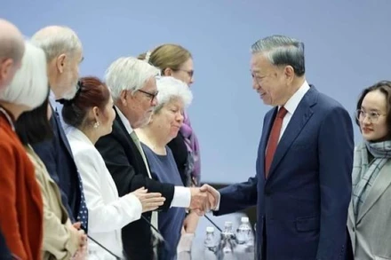 Tổng Bí thư Tô Lâm với các đại biểu. (Ảnh: TTXVN)