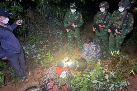 Hiện trường vụ bắt giữ đối tượng vận chuyển vật liệu nổ.