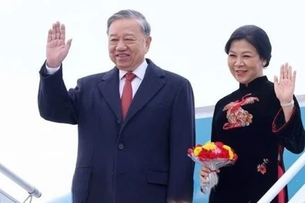 Tổng Bí thư Tô Lâm và Phu nhân rời Thủ đô Helsinki, kết thúc tốt đẹp chuyến thăm chính thức Cộng hòa Phần Lan. (Ảnh: THỐNG NHẤT/TTXVN)