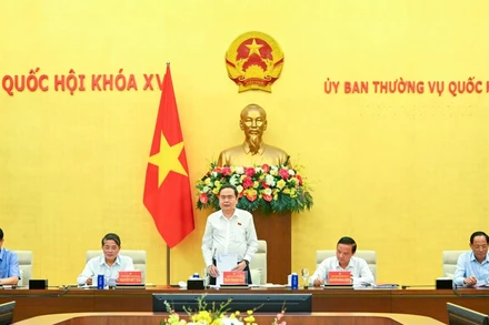 Chủ tịch Quốc hội Trần Thanh Mẫn và các Phó Chủ tịch Quốc hội chủ trì phiên họp. (Ảnh: DUY LINH)