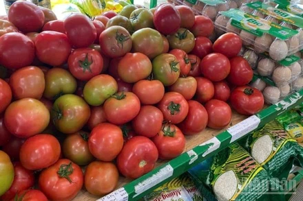 Nông sản sạch, nông sản OCOP ngày càng phổ biến trong các kệ hàng. (Ảnh: PV)