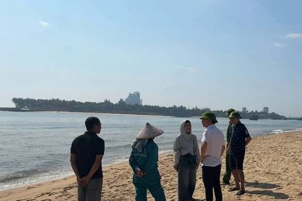 Hiện trường nơi xảy ra vụ người tắm biển mất tích chiều tối 28/2.