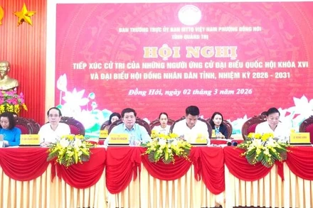 Các ứng cử viên đại biểu Quốc hội khóa XVI và đại biểu Hội đồng nhân dân tỉnh Quảng Trị nhiệm kỳ 2026-2031 tại phường Đồng Hới (Ảnh: NM)