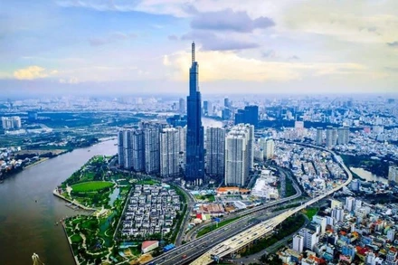 Thành phố Hồ Chí Minh mở rộng khẳng định vị thế là tâm điểm thị trường khi chiếm tới 50% tổng lượng quan tâm đến bất động sản toàn quốc.