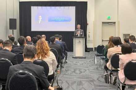 Đại biểu Việt Nam và Hoa Kỳ dự Diễn đàn Đổi mới sáng tạo và Đầu tư Việt Nam-Hoa Kỳ. (Ảnh: NIC)