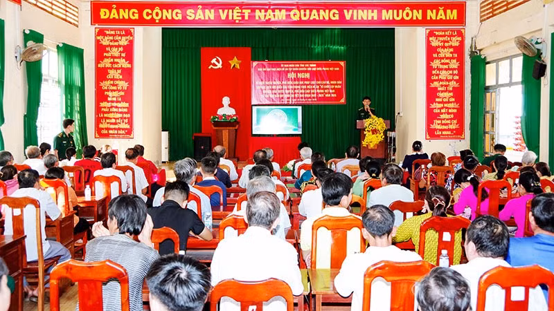 Hội nghị tuyên truyền tại xã An Thạnh 3, huyện Cù Lao Dung