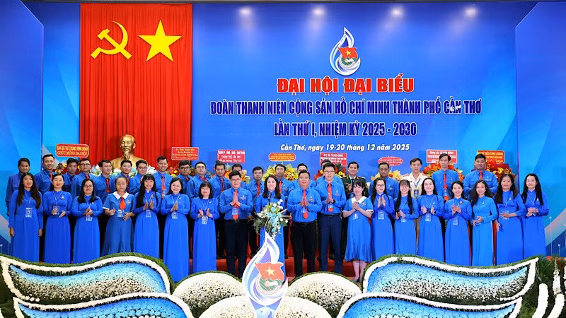 Ban Chấp hành Đoàn Thanh niên thành phố Cần Thơ, nhiệm kỳ 2025-2030 ra mắt đại hội.